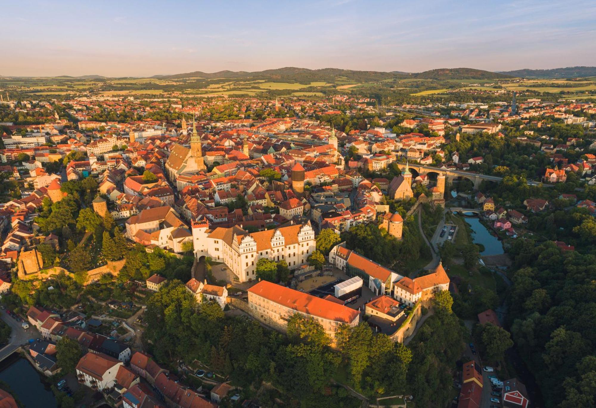 Bautzen Living Appartement - Zentrumslage Parkplatz Babybett Εξωτερικό φωτογραφία